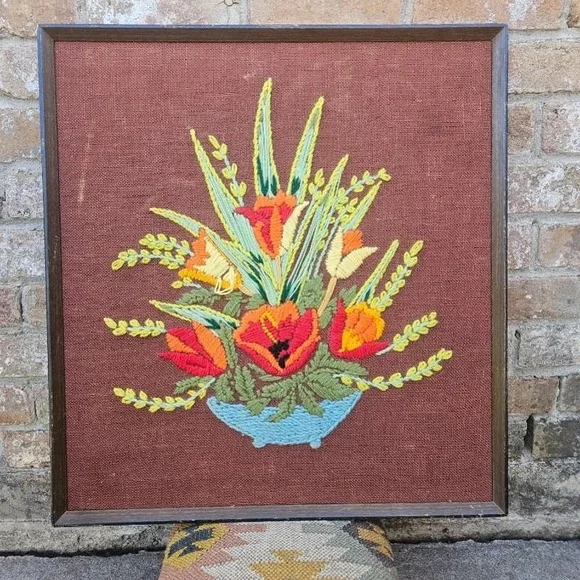 Vintage MCM Autumn Floral Crewel Embroidery Framed - Picture 1 of 4